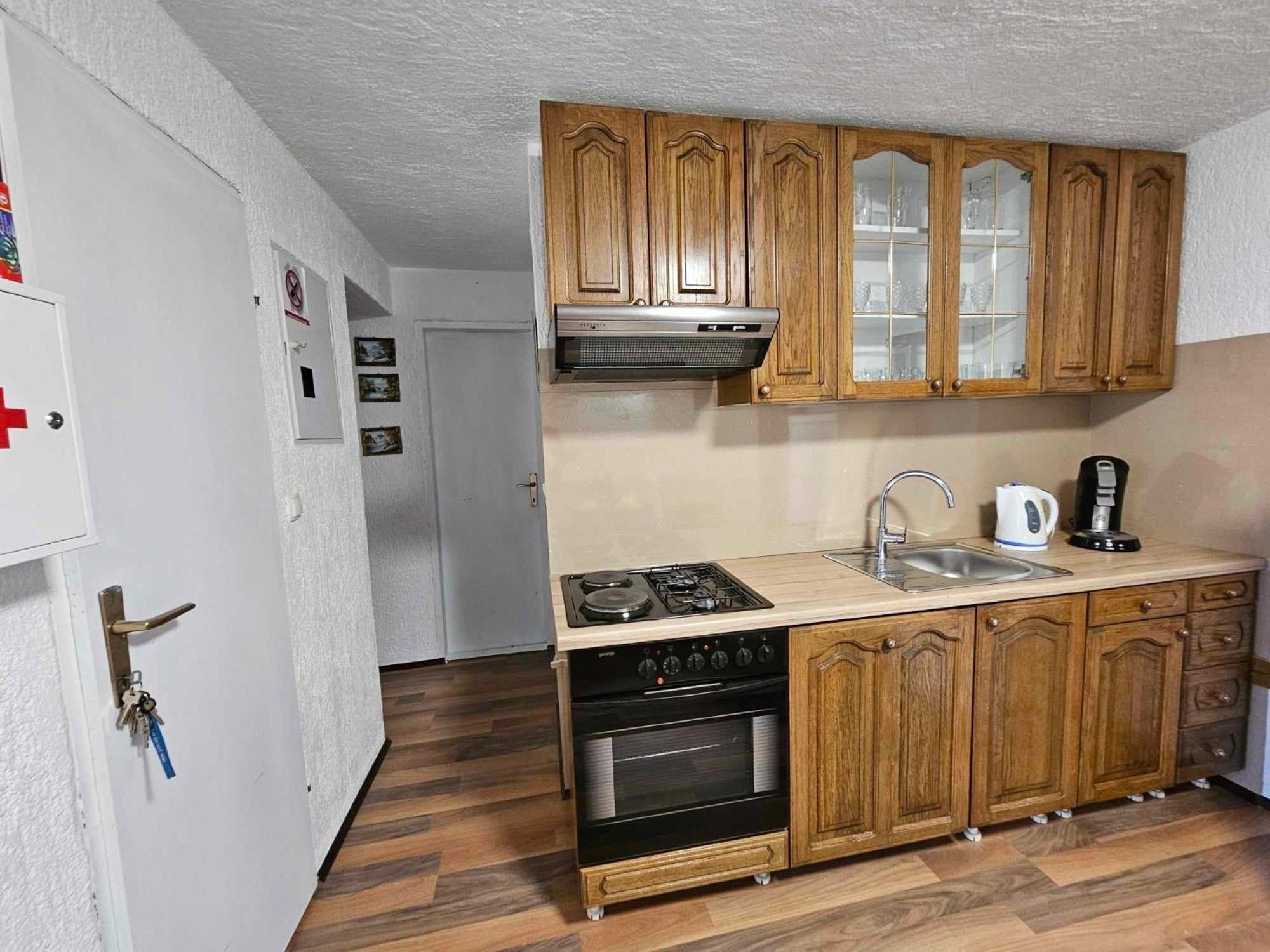 Apartman Zahira Karlobag Ngoại thất bức ảnh